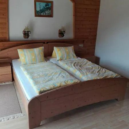 Ruggenthaler Apartman *